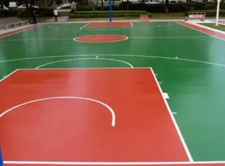 东丽许多老旧运动场地面翻新,篮球场地面维修